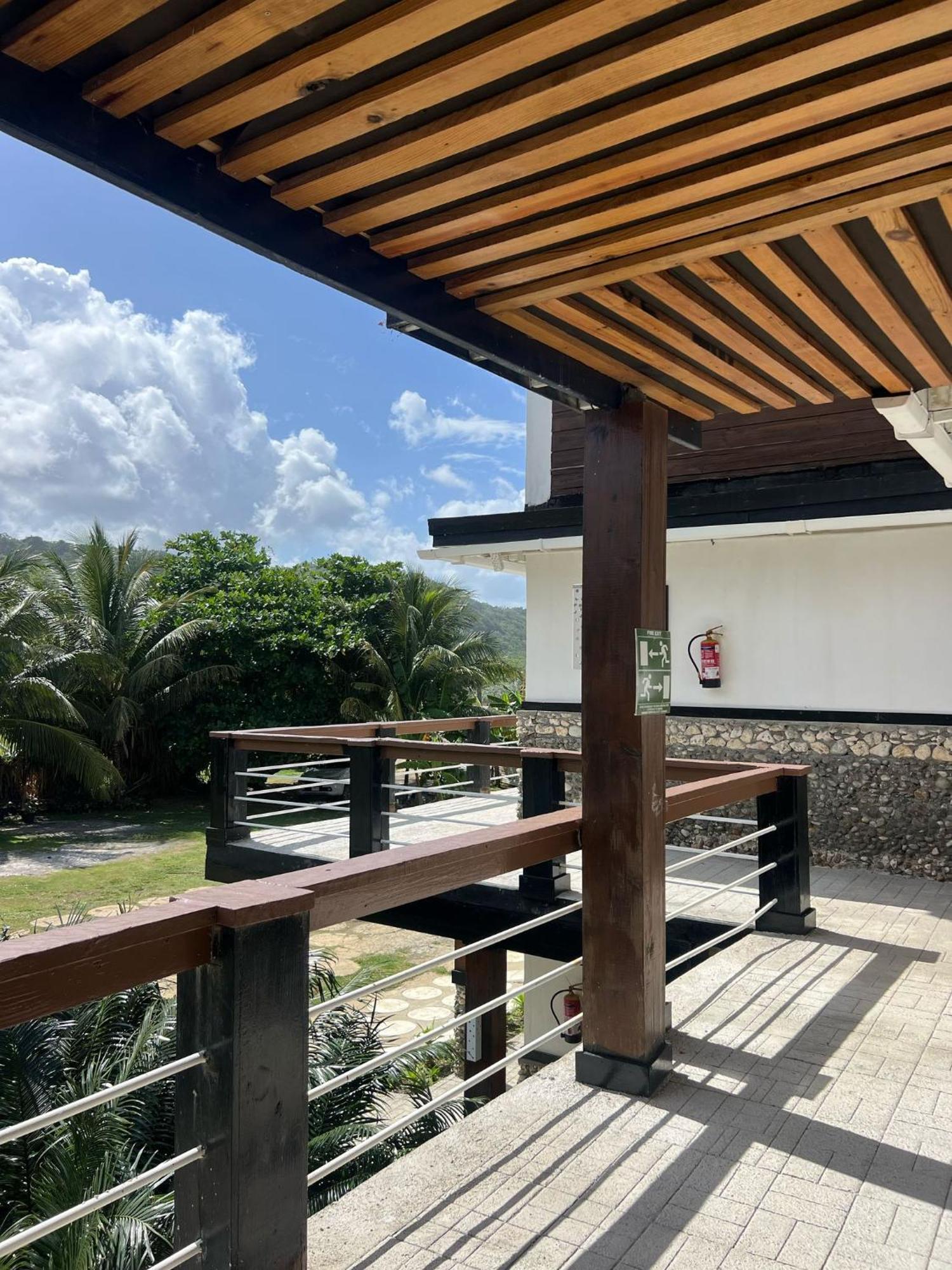 The Sea Cliff Hotel Resort & Spa 安东尼奥港 外观 照片