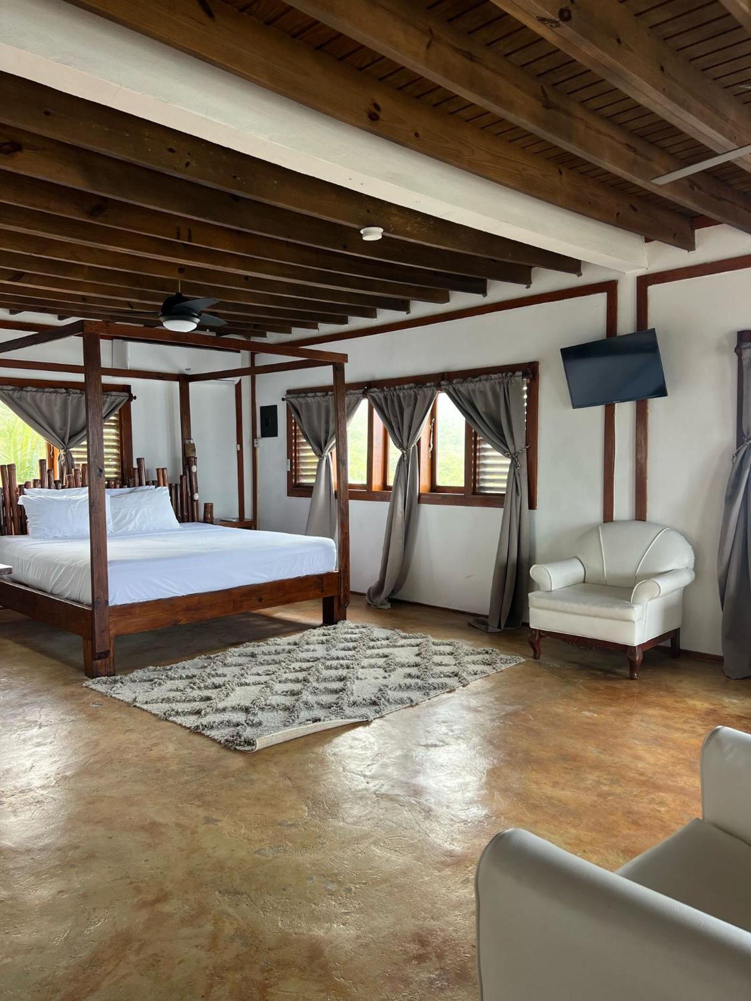 The Sea Cliff Hotel Resort & Spa 安东尼奥港 外观 照片
