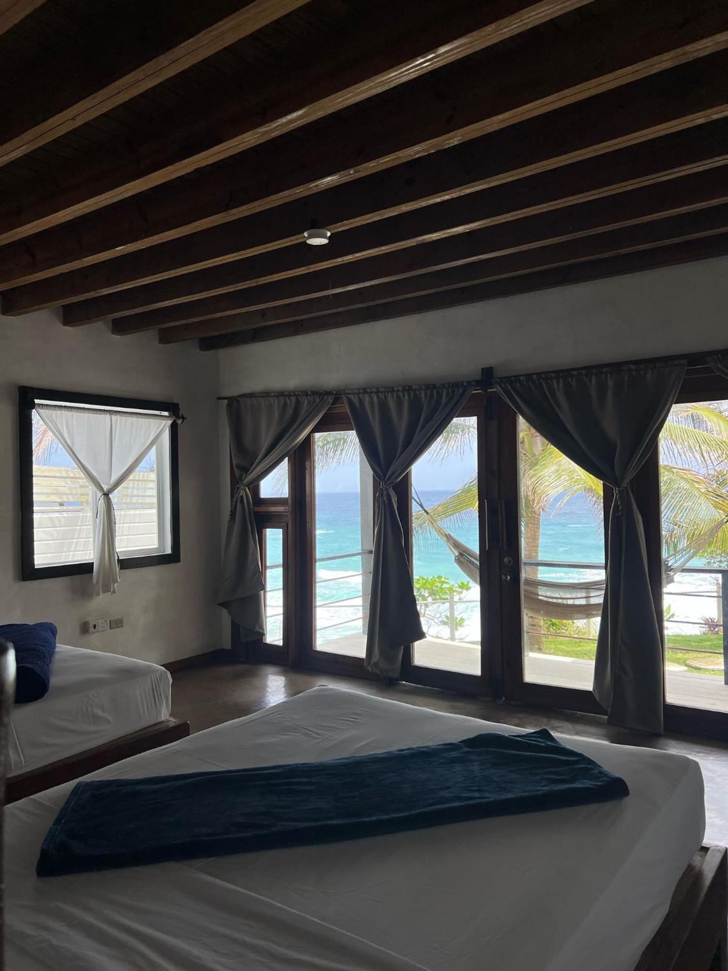 The Sea Cliff Hotel Resort & Spa 安东尼奥港 外观 照片