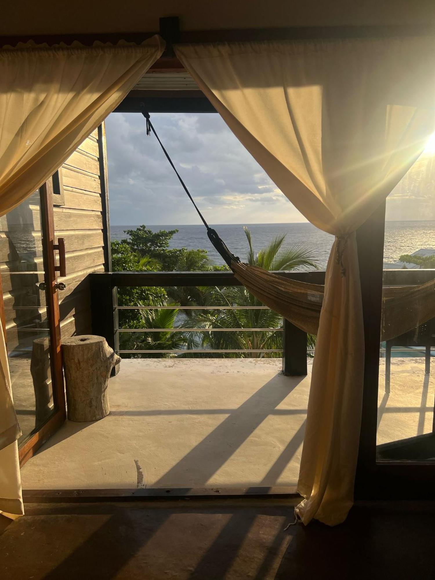The Sea Cliff Hotel Resort & Spa 安东尼奥港 外观 照片